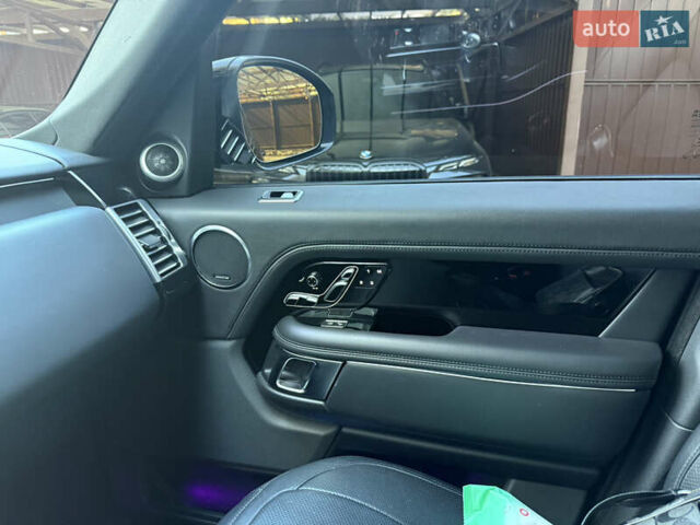 Черный Ленд Ровер Рендж Ровер, объемом двигателя 5 л и пробегом 95 тыс. км за 54000 $, фото 15 на Automoto.ua