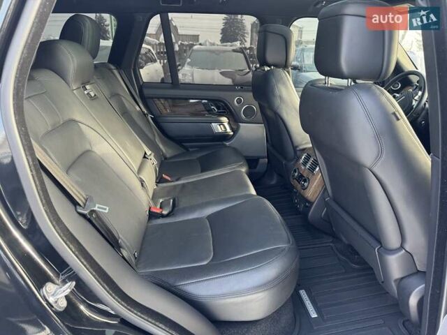 Чорний Ленд Ровер Рендж Ровер, об'ємом двигуна 5 л та пробігом 194 тис. км за 58000 $, фото 27 на Automoto.ua