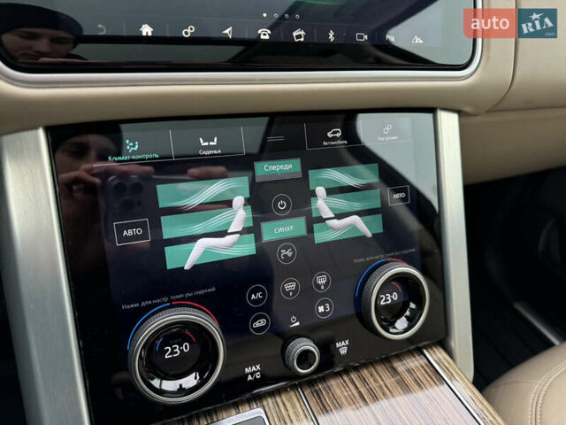 Чорний Ленд Ровер Рендж Ровер, об'ємом двигуна 3 л та пробігом 130 тис. км за 46500 $, фото 78 на Automoto.ua