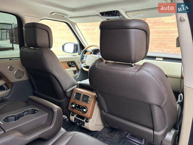 Черный Ленд Ровер Рендж Ровер, объемом двигателя 2.99 л и пробегом 122 тыс. км за 63000 $, фото 11 на Automoto.ua