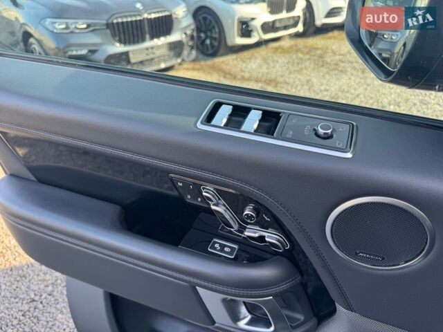 Чорний Ленд Ровер Рендж Ровер, об'ємом двигуна 3 л та пробігом 174 тис. км за 49900 $, фото 21 на Automoto.ua