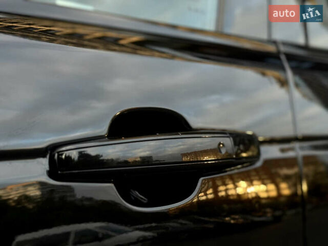 Ленд Ровер Рендж Ровер 2019 в Львове на Automoto.ua Черный Ленд Ровер Рендж Ровер, объемом двигателя 4.37 л и пробегом 160 тыс. км за 74900 $, фото 17 на Automoto.ua