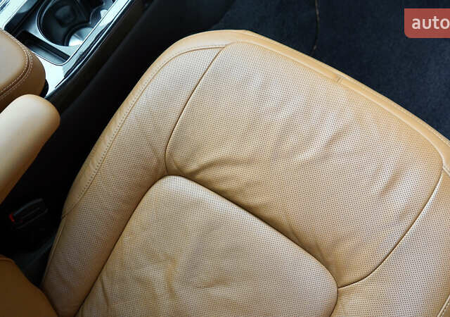 Черный Ленд Ровер Рендж Ровер, объемом двигателя 4.37 л и пробегом 128 тыс. км за 79500 $, фото 56 на Automoto.ua