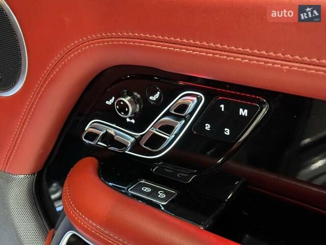 Чорний Ленд Ровер Рендж Ровер, об'ємом двигуна 5 л та пробігом 97 тис. км за 67490 $, фото 28 на Automoto.ua