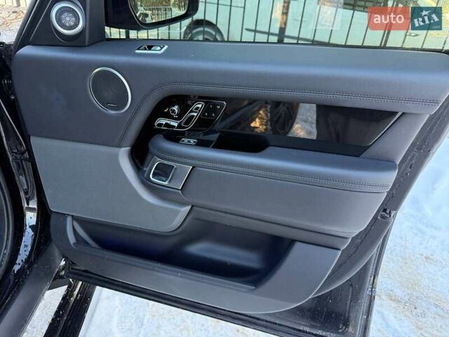 Черный Ленд Ровер Рендж Ровер, объемом двигателя 5 л и пробегом 163 тыс. км за 59000 $, фото 31 на Automoto.ua