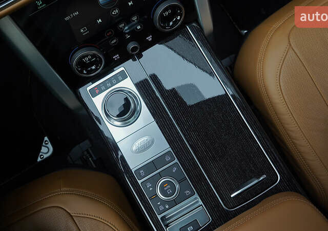 Черный Ленд Ровер Рендж Ровер, объемом двигателя 4.37 л и пробегом 128 тыс. км за 79500 $, фото 45 на Automoto.ua