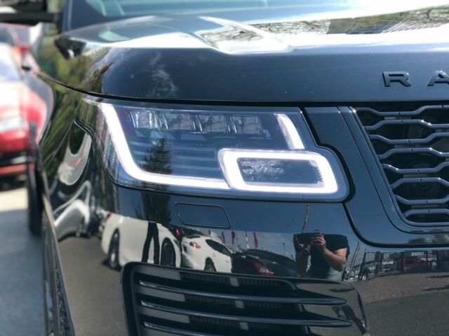 Чорний Ленд Ровер Рендж Ровер, об'ємом двигуна 5 л та пробігом 0 тис. км за 196085 $, фото 2 на Automoto.ua