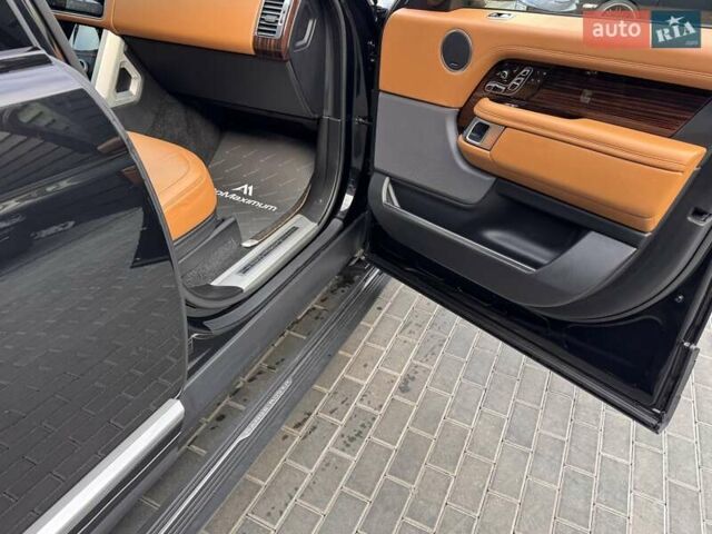 Чорний Ленд Ровер Рендж Ровер, об'ємом двигуна 4.37 л та пробігом 112 тис. км за 65900 $, фото 15 на Automoto.ua