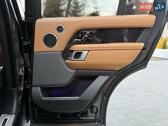 Ленд Ровер Рендж Ровер 2019 в Львове на Automoto.ua Черный Ленд Ровер Рендж Ровер, объемом двигателя 4.37 л и пробегом 160 тыс. км за 74900 $, фото 78 на Automoto.ua
