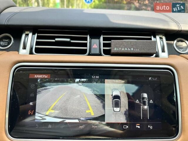 Чорний Ленд Ровер Рендж Ровер, об'ємом двигуна 5 л та пробігом 75 тис. км за 87000 $, фото 34 на Automoto.ua