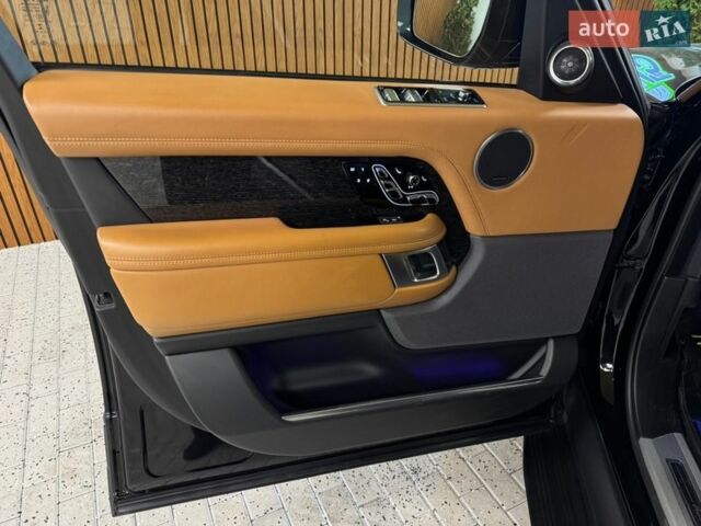 Чорний Ленд Ровер Рендж Ровер, об'ємом двигуна 4.37 л та пробігом 115 тис. км за 88000 $, фото 33 на Automoto.ua