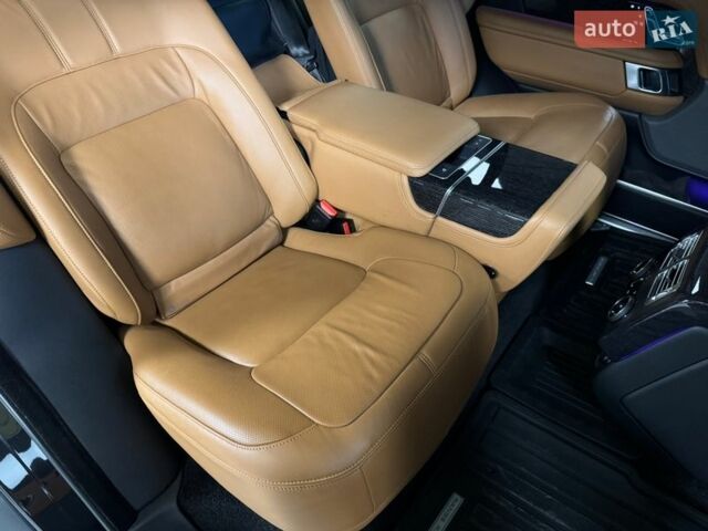 Чорний Ленд Ровер Рендж Ровер, об'ємом двигуна 4.37 л та пробігом 115 тис. км за 88000 $, фото 24 на Automoto.ua