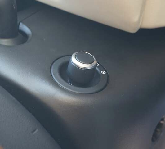 Черный Ленд Ровер Рендж Ровер, объемом двигателя 4.37 л и пробегом 127 тыс. км за 69999 $, фото 50 на Automoto.ua