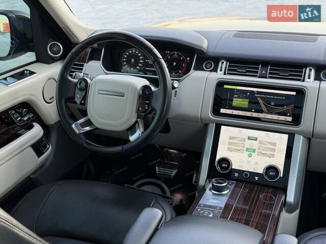 Чорний Ленд Ровер Рендж Ровер, об'ємом двигуна 4.37 л та пробігом 118 тис. км за 72900 $, фото 10 на Automoto.ua