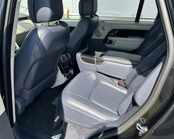 Чорний Ленд Ровер Рендж Ровер, об'ємом двигуна 4.37 л та пробігом 140 тис. км за 77000 $, фото 11 на Automoto.ua