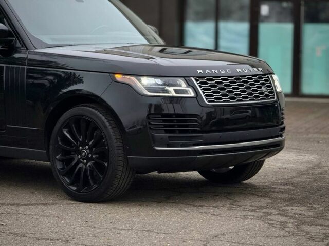 Чорний Ленд Ровер Рендж Ровер, об'ємом двигуна 3 л та пробігом 3 тис. км за 62000 $, фото 2 на Automoto.ua