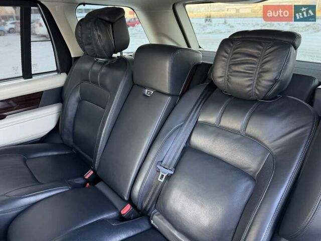 Чорний Ленд Ровер Рендж Ровер, об'ємом двигуна 4.37 л та пробігом 118 тис. км за 72900 $, фото 20 на Automoto.ua