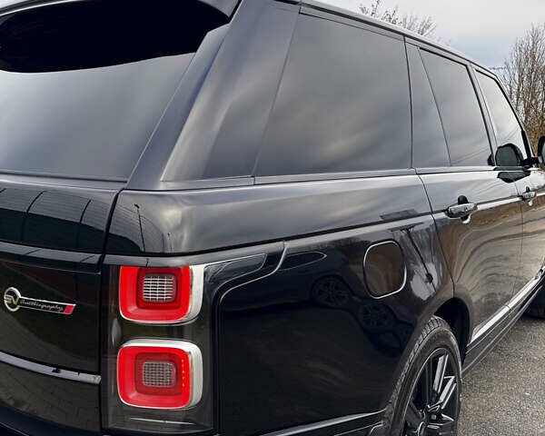 Чорний Ленд Ровер Рендж Ровер, об'ємом двигуна 5 л та пробігом 70 тис. км за 101500 $, фото 1 на Automoto.ua