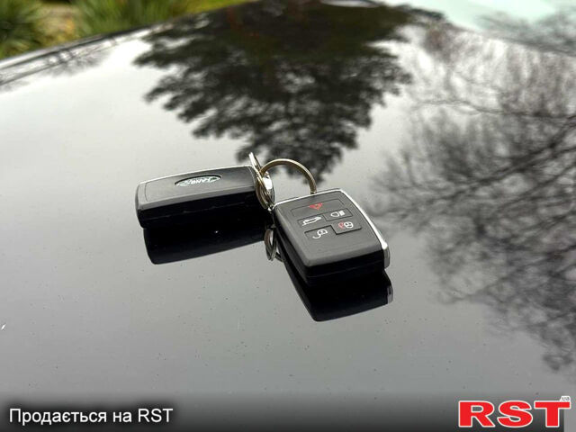 Чорний Ленд Ровер Рендж Ровер, об'ємом двигуна 3 л та пробігом 140 тис. км за 65900 $, фото 2 на Automoto.ua