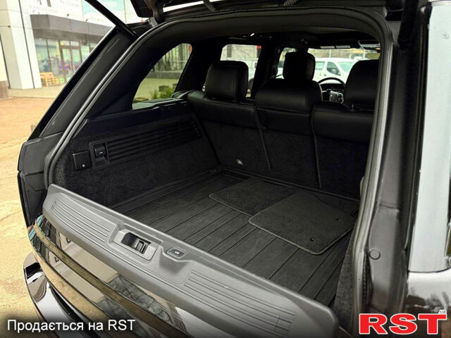 Чорний Ленд Ровер Рендж Ровер, об'ємом двигуна 3 л та пробігом 140 тис. км за 65900 $, фото 4 на Automoto.ua