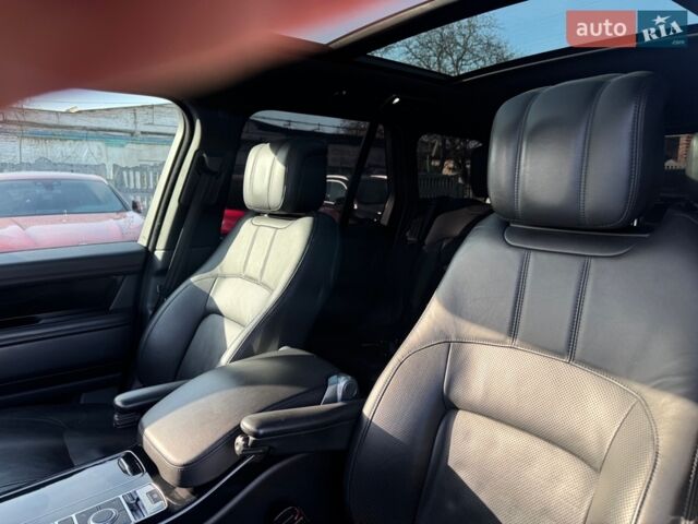 Чорний Ленд Ровер Рендж Ровер, об'ємом двигуна 3 л та пробігом 174 тис. км за 49900 $, фото 39 на Automoto.ua