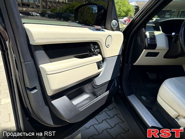 Черный Ленд Ровер Рендж Ровер, объемом двигателя 3 л и пробегом 80 тыс. км за 58000 $, фото 8 на Automoto.ua
