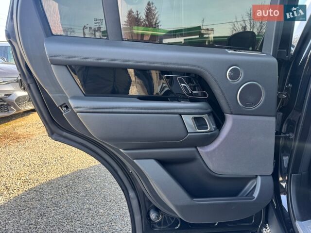 Чорний Ленд Ровер Рендж Ровер, об'ємом двигуна 3 л та пробігом 174 тис. км за 49900 $, фото 43 на Automoto.ua