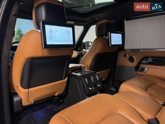 Чорний Ленд Ровер Рендж Ровер, об'ємом двигуна 4.37 л та пробігом 115 тис. км за 88000 $, фото 30 на Automoto.ua