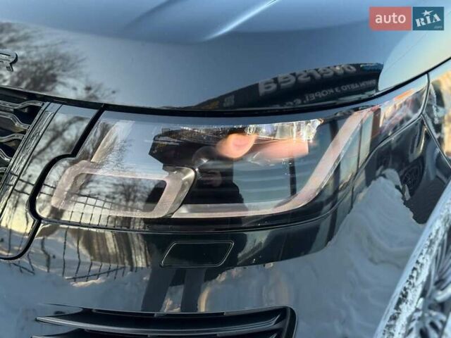 Чорний Ленд Ровер Рендж Ровер, об'ємом двигуна 5 л та пробігом 163 тис. км за 63000 $, фото 17 на Automoto.ua