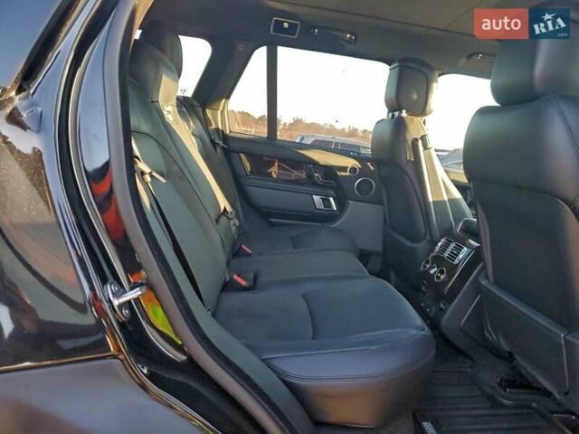 Чорний Ленд Ровер Рендж Ровер, об'ємом двигуна 0 л та пробігом 132 тис. км за 18300 $, фото 10 на Automoto.ua