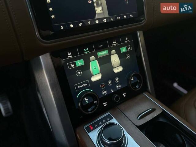 Черный Ленд Ровер Рендж Ровер, объемом двигателя 4.37 л и пробегом 137 тыс. км за 69000 $, фото 15 на Automoto.ua