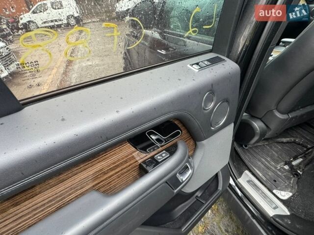 Черный Ленд Ровер Рендж Ровер, объемом двигателя 5 л и пробегом 55 тыс. км за 29999 $, фото 16 на Automoto.ua