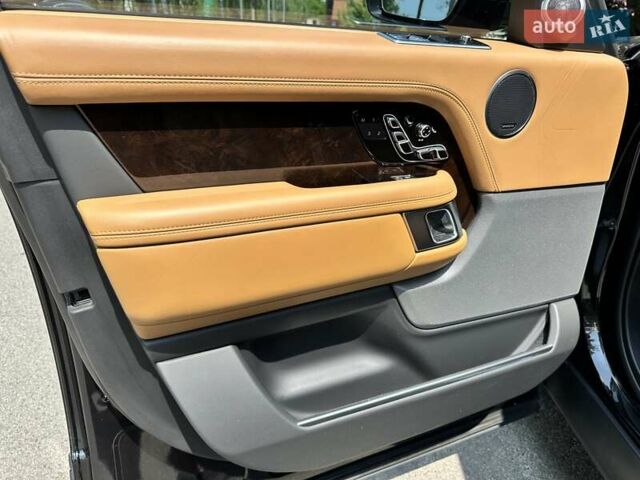 Чорний Ленд Ровер Рендж Ровер, об'ємом двигуна 5 л та пробігом 75 тис. км за 87000 $, фото 28 на Automoto.ua