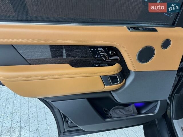 Чорний Ленд Ровер Рендж Ровер, об'ємом двигуна 4.37 л та пробігом 115 тис. км за 88000 $, фото 31 на Automoto.ua