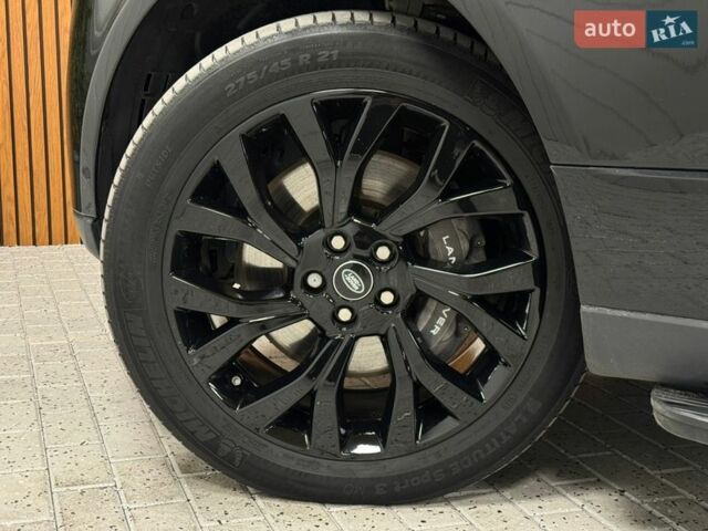 Чорний Ленд Ровер Рендж Ровер, об'ємом двигуна 4.37 л та пробігом 115 тис. км за 88000 $, фото 13 на Automoto.ua