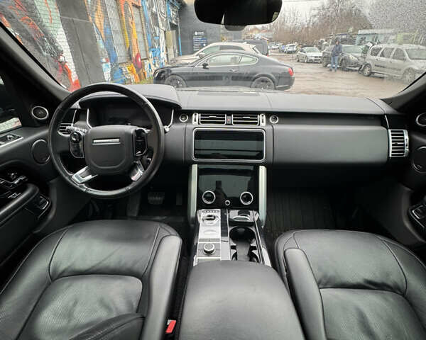Черный Ленд Ровер Рендж Ровер, объемом двигателя 3 л и пробегом 112 тыс. км за 65000 $, фото 12 на Automoto.ua