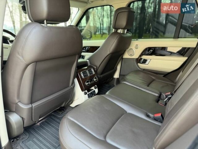 Черный Ленд Ровер Рендж Ровер, объемом двигателя 4.37 л и пробегом 119 тыс. км за 61900 $, фото 34 на Automoto.ua