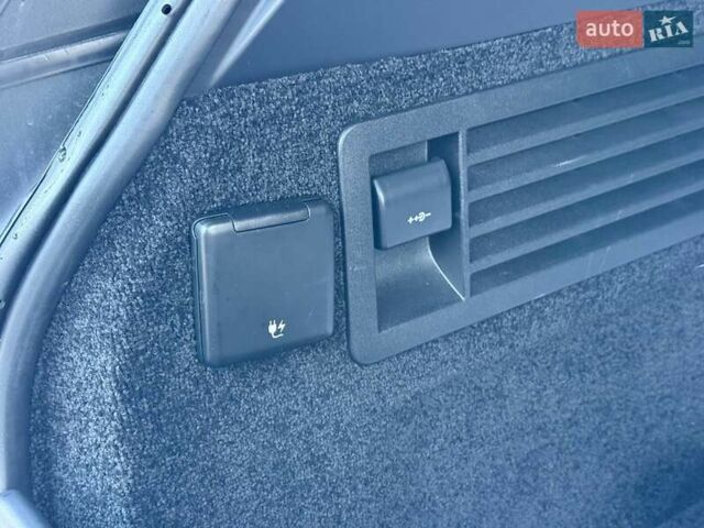 Черный Ленд Ровер Рендж Ровер, объемом двигателя 5 л и пробегом 163 тыс. км за 59000 $, фото 57 на Automoto.ua