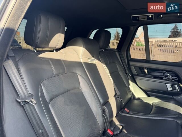 Чорний Ленд Ровер Рендж Ровер, об'ємом двигуна 3 л та пробігом 174 тис. км за 49900 $, фото 10 на Automoto.ua