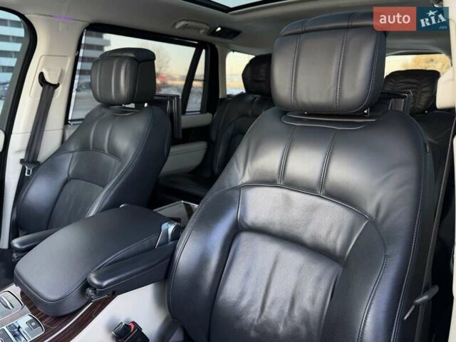Чорний Ленд Ровер Рендж Ровер, об'ємом двигуна 4.37 л та пробігом 118 тис. км за 72900 $, фото 15 на Automoto.ua