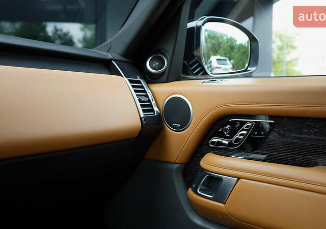 Черный Ленд Ровер Рендж Ровер, объемом двигателя 4.37 л и пробегом 128 тыс. км за 79500 $, фото 52 на Automoto.ua