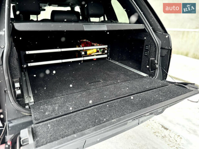 Чорний Ленд Ровер Рендж Ровер, об'ємом двигуна 4.37 л та пробігом 145 тис. км за 77000 $, фото 20 на Automoto.ua