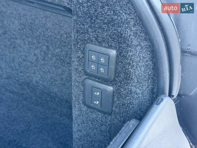 Черный Ленд Ровер Рендж Ровер, объемом двигателя 5 л и пробегом 163 тыс. км за 59000 $, фото 56 на Automoto.ua