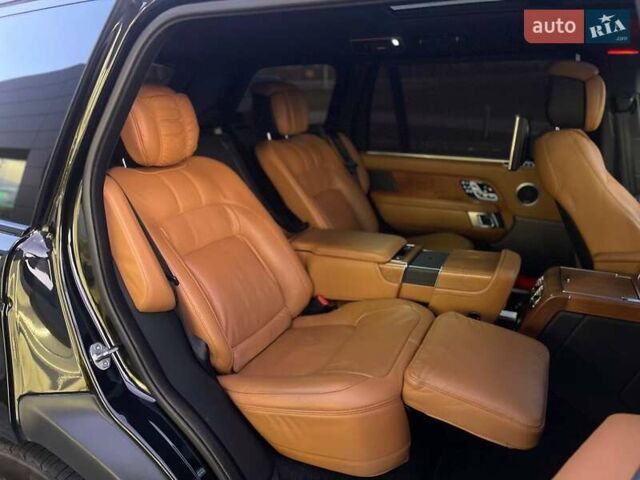 Черный Ленд Ровер Рендж Ровер, объемом двигателя 4.37 л и пробегом 137 тыс. км за 69000 $, фото 30 на Automoto.ua