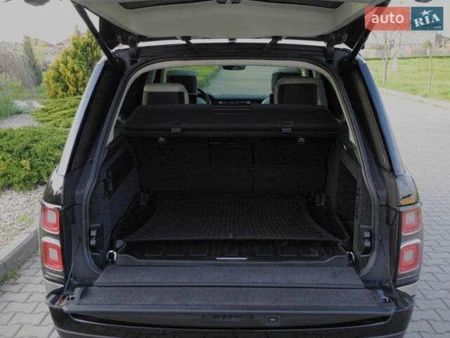 Чорний Ленд Ровер Рендж Ровер, об'ємом двигуна 4.37 л та пробігом 115 тис. км за 112000 $, фото 41 на Automoto.ua