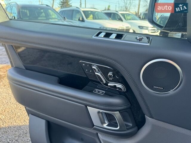 Чорний Ленд Ровер Рендж Ровер, об'ємом двигуна 3 л та пробігом 174 тис. км за 49900 $, фото 22 на Automoto.ua