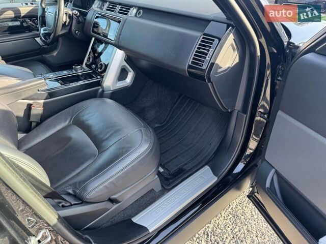 Чорний Ленд Ровер Рендж Ровер, об'ємом двигуна 3 л та пробігом 174 тис. км за 49900 $, фото 20 на Automoto.ua