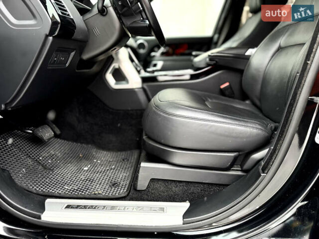 Чорний Ленд Ровер Рендж Ровер, об'ємом двигуна 4.37 л та пробігом 145 тис. км за 77000 $, фото 13 на Automoto.ua