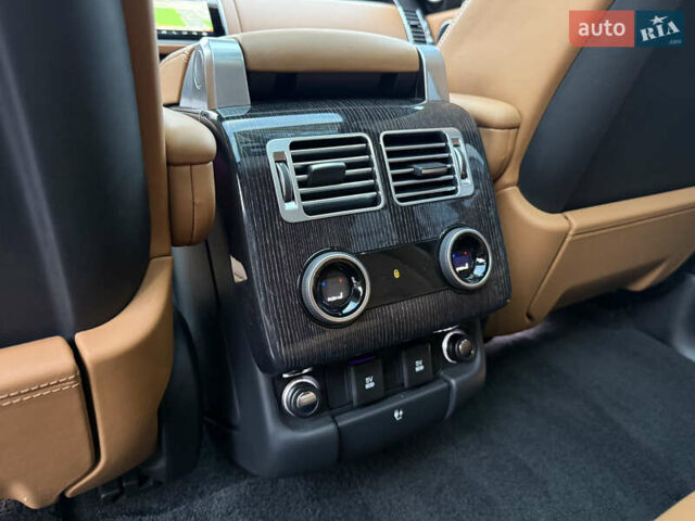Ленд Ровер Рендж Ровер 2019 в Львове на Automoto.ua Черный Ленд Ровер Рендж Ровер, объемом двигателя 4.37 л и пробегом 160 тыс. км за 74900 $, фото 72 на Automoto.ua