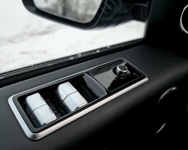 Черный Ленд Ровер Рендж Ровер, объемом двигателя 3 л и пробегом 113 тыс. км за 66000 $, фото 20 на Automoto.ua